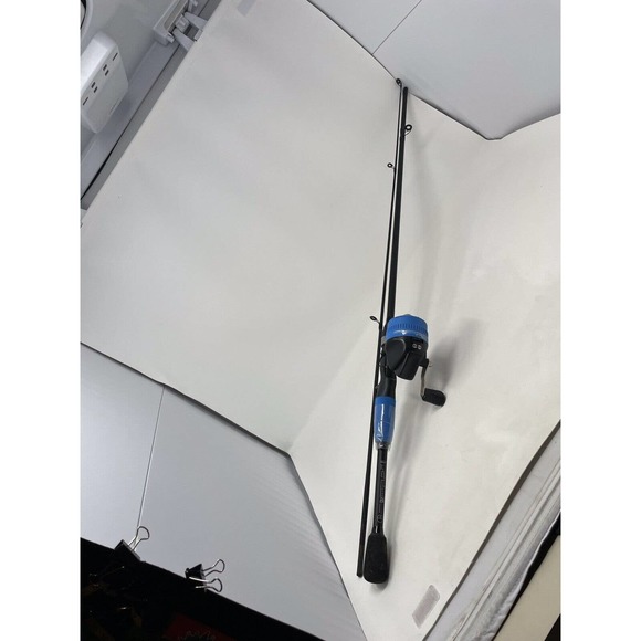 South Bend R2F Performance Series R2F4-JABT-SC Telescopic Rod And Reel - Picture 2 of 10